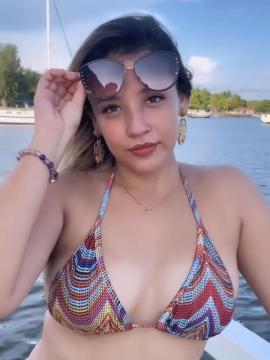 OnlyFans - BIKINI GIRLS 👧 😍 Scene 9069