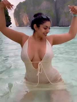 OnlyFans - BIKINI GIRLS 👧 😍 Scene 9125