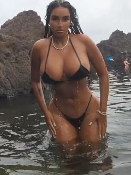 OnlyFans - BIKINI GIRLS 👧 😍 Scene 9198 — photo 8 of 20