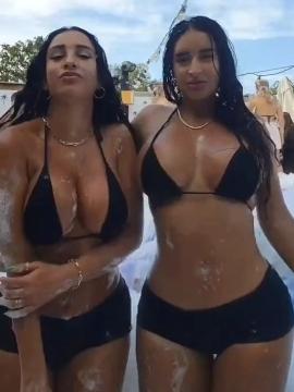OnlyFans - BIKINI GIRLS 👧 😍 Scene 9198 — photo 19 of 20