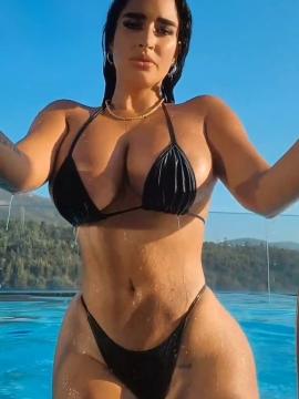 OnlyFans - BIKINI GIRLS 👧 😍 Scene 9204