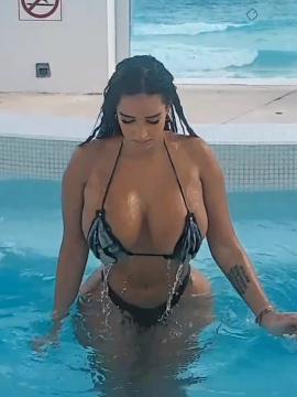 OnlyFans - BIKINI GIRLS 👧 😍 Scene 9220