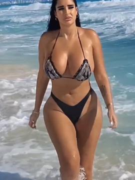 OnlyFans - BIKINI GIRLS 👧 😍 Scene 9240