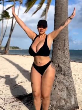 OnlyFans - BIKINI GIRLS 👧 😍 Scene 9311 — photo 18 of 20