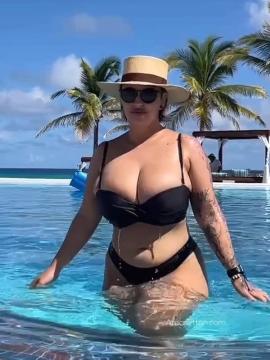 OnlyFans - BIKINI GIRLS 👧 😍 Scene 9314 — photo 2 of 20