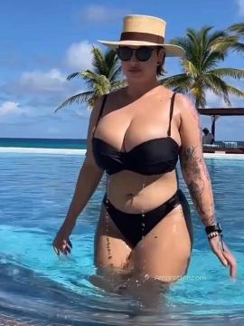 OnlyFans - BIKINI GIRLS 👧 😍 Scene 9314 — photo 3 of 20