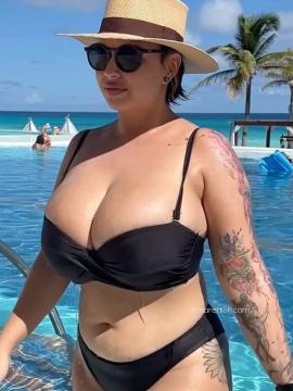 OnlyFans - BIKINI GIRLS 👧 😍 Scene 9314 — photo 12 of 20