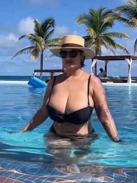 OnlyFans - BIKINI GIRLS 👧 😍 Scene 9314 — photo 14 of 20