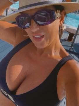 OnlyFans - BIKINI GIRLS 👧 😍 Scene 9343