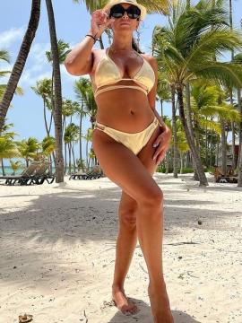 OnlyFans - BIKINI GIRLS 👧 😍 Scene 9348 — photo 17 of 20