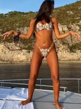 OnlyFans - BIKINI GIRLS 👧 😍 Scene 9397 — photo 2 of 20