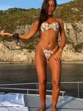 OnlyFans - BIKINI GIRLS 👧 😍 Scene 9397 — photo 4 of 20
