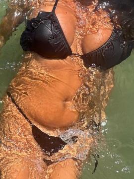 OnlyFans - BIKINI GIRLS 👧 😍 Scene 9401 — photo 1 of 20