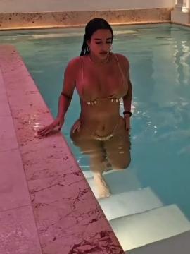 OnlyFans - BIKINI GIRLS 👧 😍 Scene 9572