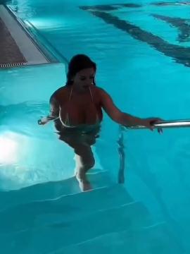 OnlyFans - BIKINI GIRLS 👧 😍 Scene 9573