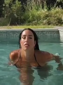 OnlyFans - BIKINI GIRLS 👧 😍 Scene 9575