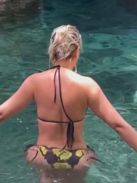 OnlyFans - BIKINI GIRLS 👧 😍 Scene 9709 — photo 9 of 20