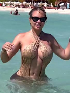 OnlyFans - BIKINI GIRLS 👧 😍 Scene 9710 — photo 11 of 20