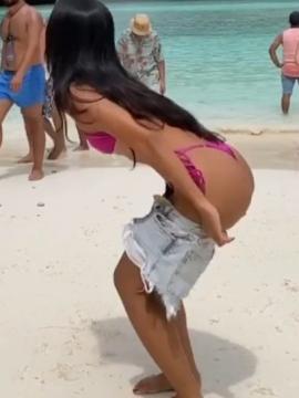 OnlyFans - BIKINI GIRLS 👧 😍 Scene 9760 — photo 9 of 20