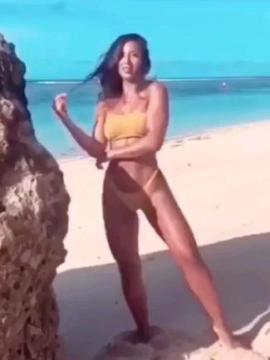 OnlyFans - BIKINI GIRLS 👧 😍 Scene 9792 — photo 8 of 20