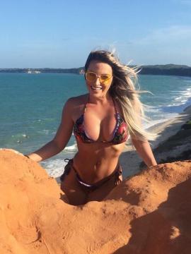 OnlyFans - BIKINI GIRLS 👧 😍 Scene 9898 — photo 1 of 20