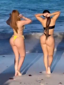 OnlyFans - BIKINI GIRLS 👧 😍 Scene 9937 — photo 7 of 20