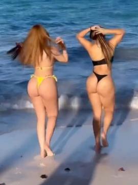 OnlyFans - BIKINI GIRLS 👧 😍 Scene 9937 — photo 8 of 20