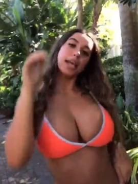 OnlyFans - BIKINI GIRLS 👧 😍 Scene 9990 — photo 10 of 20