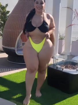 OnlyFans - BIKINI GIRLS 👧 😍 Scene 10001 — photo 1 of 20