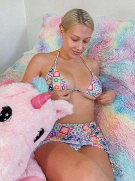 OnlyFans - BIKINI GIRLS 👧 😍 Scene 10018 — photo 3 of 20