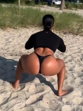 OnlyFans - BIKINI GIRLS 👧 😍 Scene 10053 — photo 9 of 20