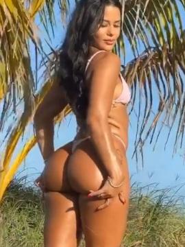 OnlyFans - BIKINI GIRLS 👧 😍 Scene 10076 — photo 10 of 20