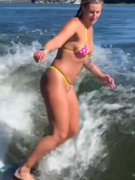 OnlyFans - BIKINI GIRLS 👧 😍 Scene 10136