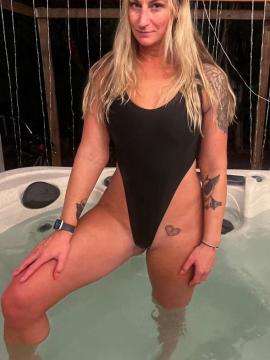 OnlyFans - BIKINI GIRLS 👧 😍 Scene 10137 — photo 16 of 20