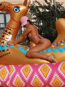 OnlyFans - BIKINI GIRLS 👧 😍 Scene 10173