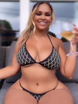 OnlyFans - BIKINI GIRLS 👧 😍 Scene 10321 — photo 12 of 20