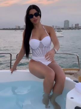 OnlyFans - BIKINI GIRLS 👧 😍 Scene 10408 — photo 11 of 20