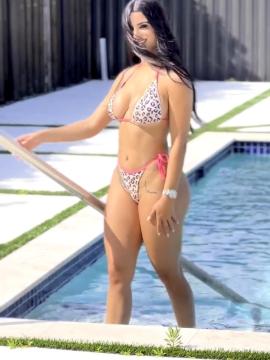 OnlyFans - BIKINI GIRLS 👧 😍 Scene 10410 — photo 8 of 20