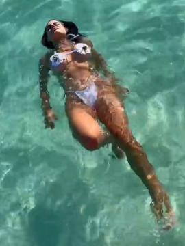OnlyFans - BIKINI GIRLS 👧 😍 Scene 10412 — photo 20 of 20