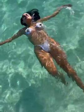 OnlyFans - BIKINI GIRLS 👧 😍 Scene 10413 — photo 2 of 20