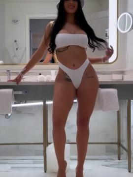 OnlyFans - BIKINI GIRLS 👧 😍 Scene 10425 — photo 17 of 20