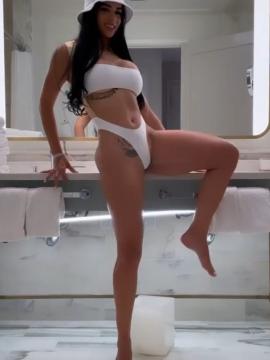 OnlyFans - BIKINI GIRLS 👧 😍 Scene 10425 — photo 18 of 20