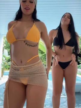 OnlyFans - BIKINI GIRLS 👧 😍 Scene 10430