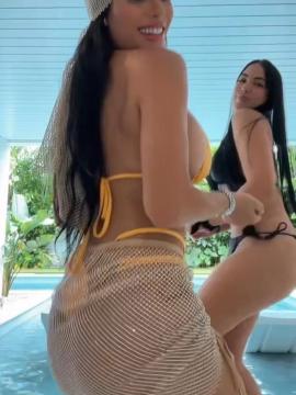 OnlyFans - BIKINI GIRLS 👧 😍 Scene 10431 — photo 10 of 20