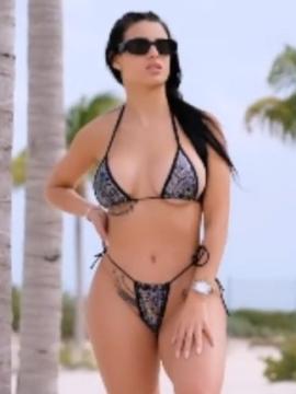 OnlyFans - BIKINI GIRLS 👧 😍 Scene 10433 — photo 4 of 20
