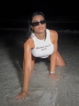OnlyFans - BIKINI GIRLS 👧 😍 Scene 10437 — photo 3 of 20