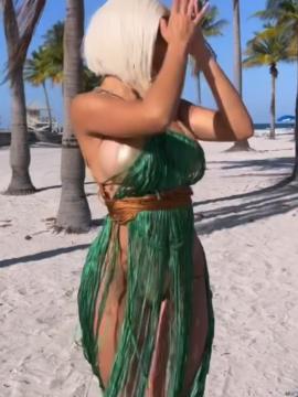 OnlyFans - BIKINI GIRLS 👧 😍 Scene 10444 — photo 17 of 20