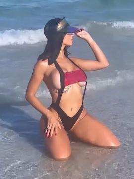 OnlyFans - BIKINI GIRLS 👧 😍 Scene 10445 — photo 16 of 20