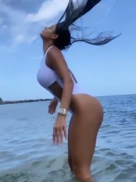 OnlyFans - BIKINI GIRLS 👧 😍 Scene 10446 — photo 6 of 20