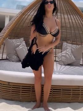 OnlyFans - BIKINI GIRLS 👧 😍 Scene 10475 — photo 8 of 20